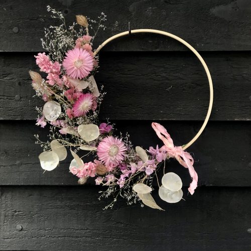 Pink dried flower wreath kit