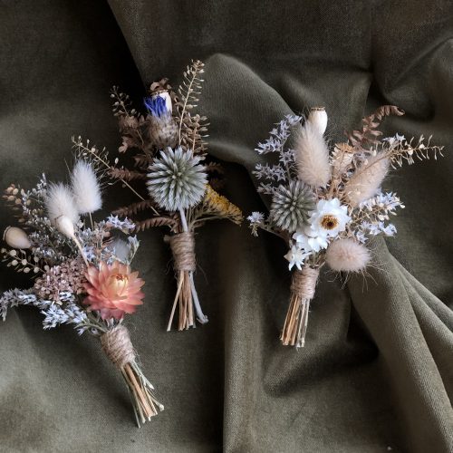 dried flower buttonholes with twine