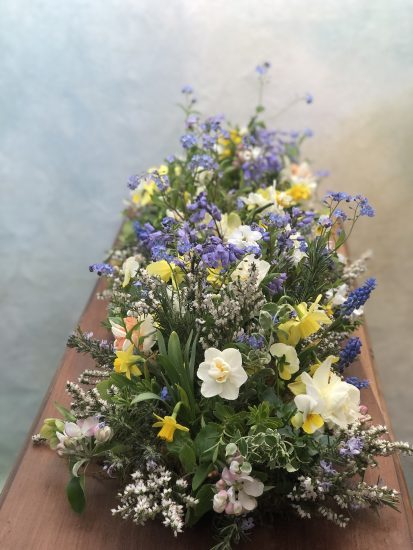 Garden style coffin arrangement